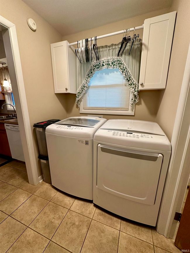3797 W State Road 56, House other with 2 bedrooms, 2 bathrooms and null parking in Jasper IN | Image 10