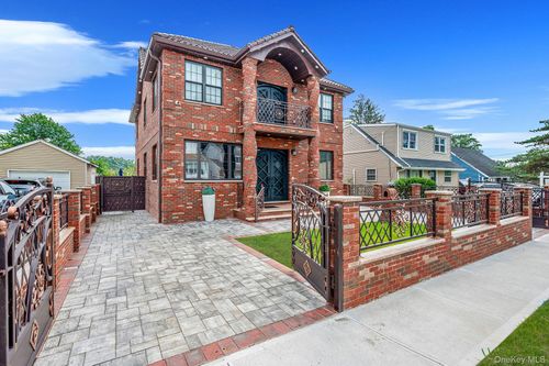 183 Arthur Ave, S Floral Park, NY, 11001-3503 | Card Image
