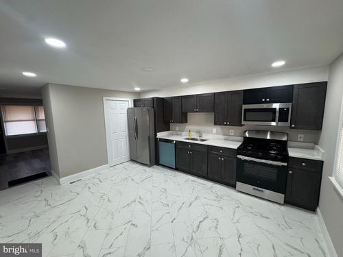 8050 Lansdale Rd, BALTIMORE, MD, 21224-2130 | Card Image