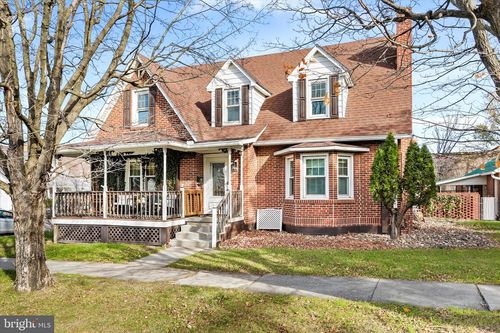 195 W Gravel Ln, ROMNEY, WV, 26757-1711 | Card Image