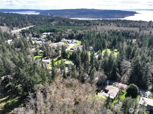 401 Gramayre Rd, Coupeville, WA, 98239-9652 | Card Image