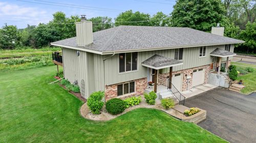 1110 Boone Ave N, Golden Valley, MN, 55427-4438 | Card Image