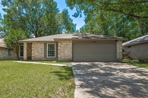 4135 Sweet Gum Trl, Kingwood, TX, 77339-1042 | Card Image