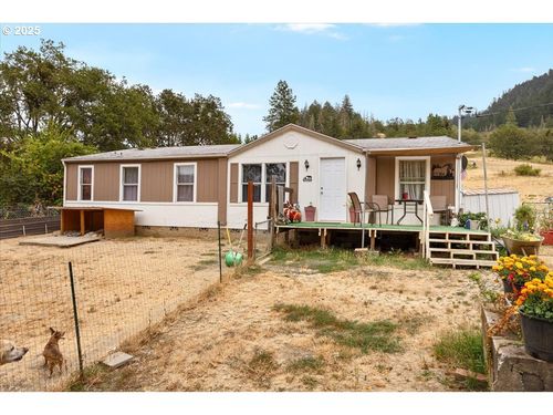 11304 Tiller Trail Hwy, Days Creek, OR, 97429-9788 | Card Image