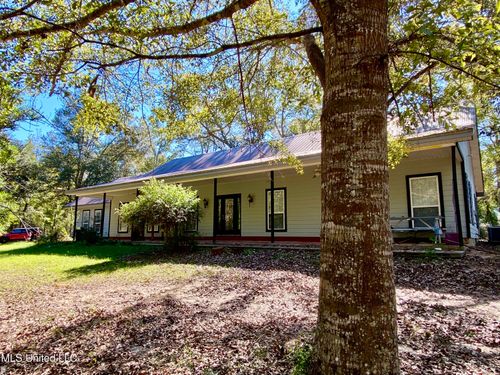 131 Monk Mitchell Rd, Picayune, MS, 39466-9420 | Card Image