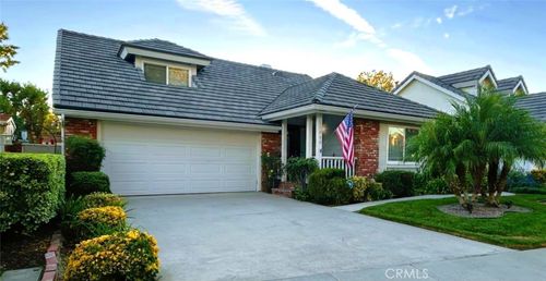 25845 Espinoza Dr, Valencia, CA, 91355-2148 | Card Image