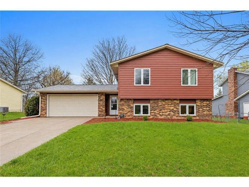 10408 Wyoming Avenue, Bloomington, MN, 55438 | Card Image