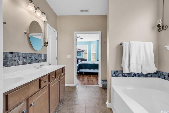1701 Boyne Dr, House other with 4 bedrooms, 4 bathrooms and 4 parking in Myrtle Beach SC | Image 17