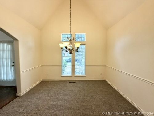 8523 S 70th Eastavenue, Tulsa, OK, 74133 | Card Image