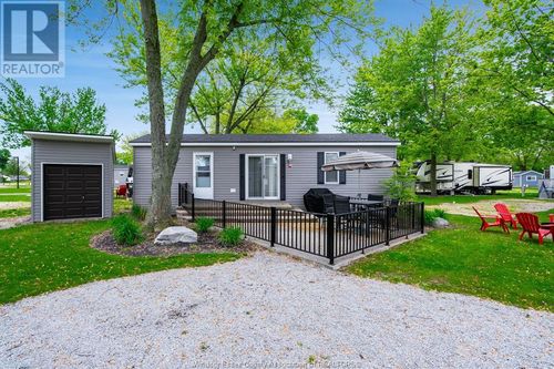 522-981 County Rd 2, Lakeshore, ON, N8N4P4 | Card Image