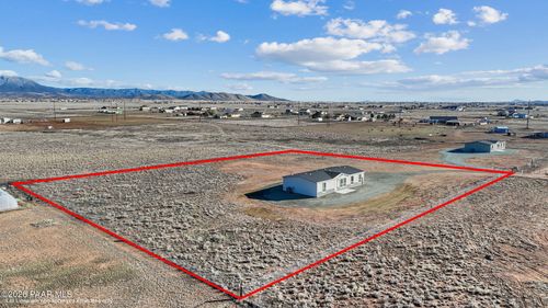 7460 E Bunkhouse Rd, Prescott Valley, AZ, 86315 | Card Image