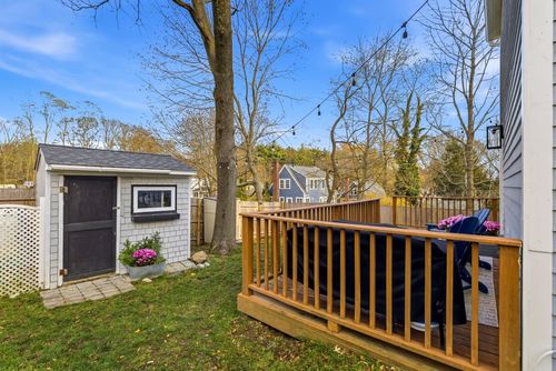 15 Woodworth Ave, Portsmouth, NH, 03801-5359 | Card Image