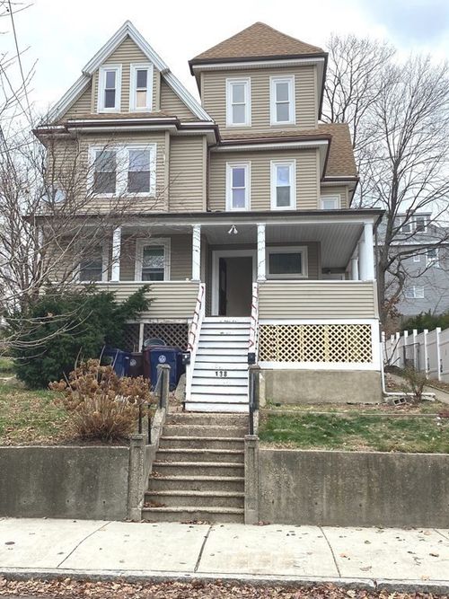 138 Fremont Ave, Everett, MA, 02149-5064 | Card Image