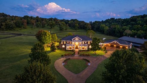1-4008 Carters Creek Pike, Franklin, TN, 37064-9553 | Card Image