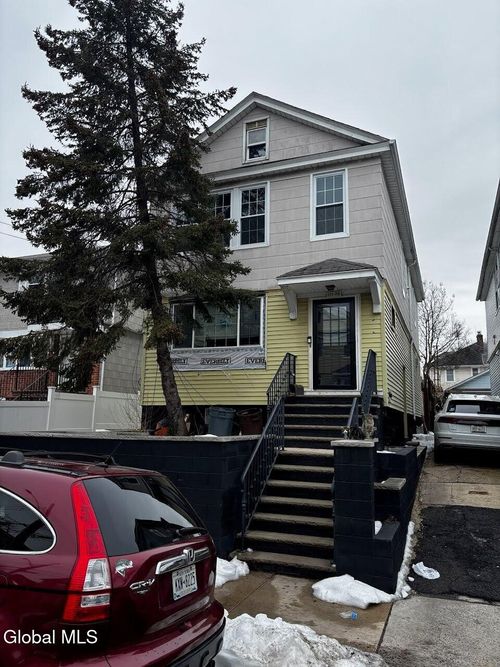 119-28 8th Ave, College Point, NY, 11356-1010 | Card Image