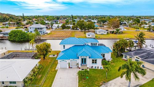 2107 Saint Croix Ave, FORT MYERS, FL, 33905-2037 | Card Image