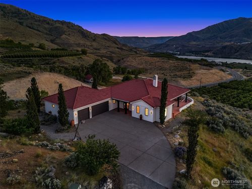 27 Ridge Rd, Orondo, WA, 98843-9507 | Card Image