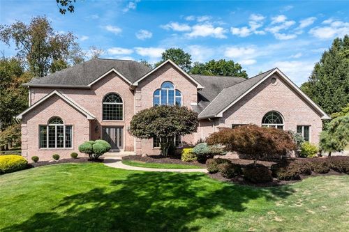 104 Pin Oak Ct, Venetia, PA, 15367-1078 | Card Image