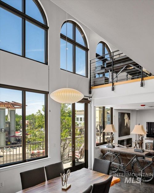 apt-202-2399 E Riverwalk Dr, Boise, ID, 83706-5481 | Card Image