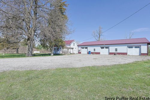 18990 W Kimball Rd, Pierson, MI, 49339-9605 | Card Image