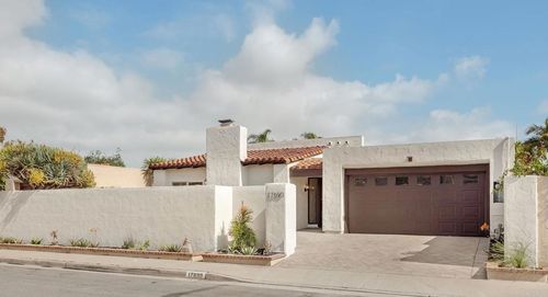 17690 San Rafael St, Fountain Valley, CA, 92708-5229 | Card Image