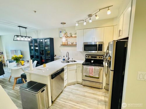 unit-103-7322 Rainier Ave S, Seattle, WA, 98118-3934 | Card Image