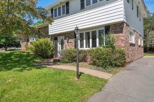 163 York St, New Glasgow, NS, B2H5L5 | Card Image