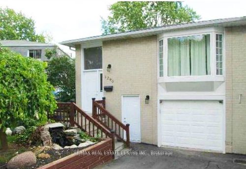 basement-1290 Consort Cres, Burlington, ON, L7M1J7 | Card Image