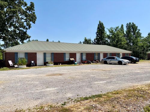 150 Oakland School Rd, Corinth, MS, 38834-7135 | Card Image