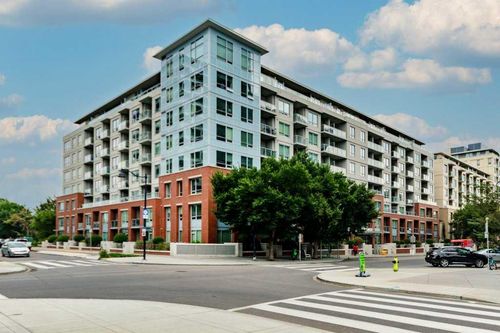 717-46 9 St Ne, Calgary, AB, T2E7Y1 | Card Image