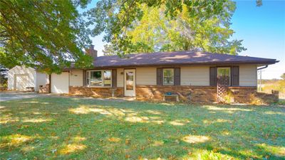 32412 W 120th Street, House other with 3 bedrooms, 1 bathrooms and null parking in Excelsior Springs MO | Image 2