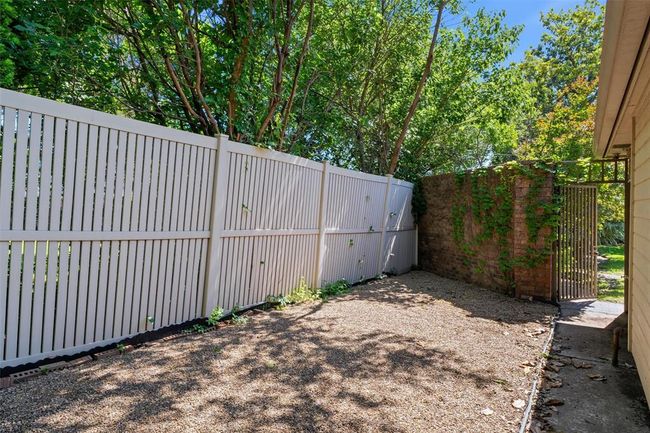 1409 Glenbrook Ter, House other with 3 bedrooms, 4 bathrooms and null parking in Nichols Hills OK | Image 41