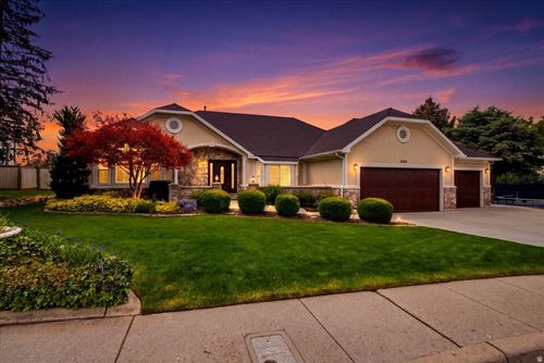 8228 S Set Point Cir, Sandy, UT, 84093-1090 | Card Image