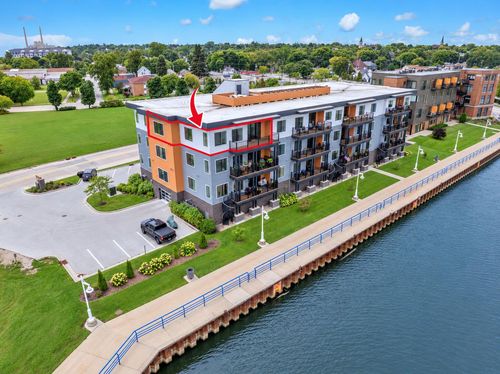 750 S Pier Dr, Sheboygan, WI, 53081-4940 | Card Image