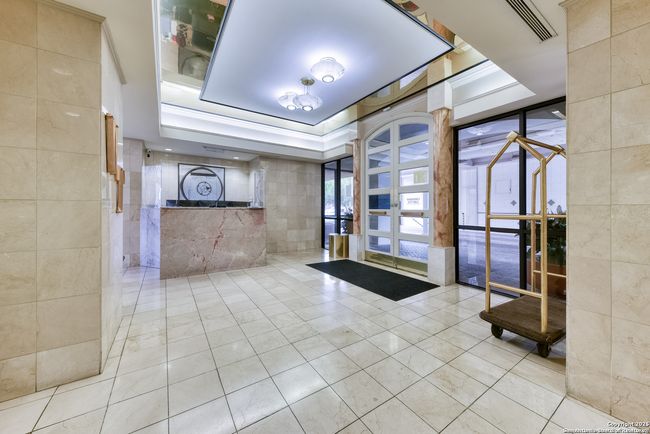 APT-301 - 7701 Wurzbach Rd, Condo with 2 bedrooms, 2 bathrooms and null parking in San Antonio TX | Image 6