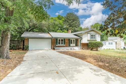 2401 Roberts Dr, Niceville, FL, 32578-2321 | Card Image
