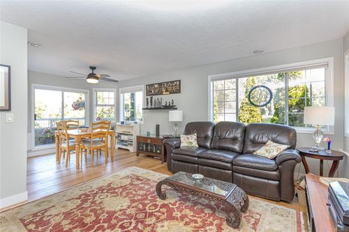 101-1220 Fort St, Victoria, BC, V8V3L2 | Card Image