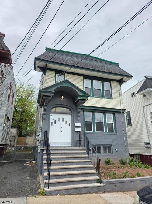 2-715 18th Ave, Irvington, NJ, 07111-3712 | Card Image