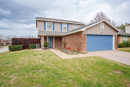 1524 Briarcrest Drive, Grapevine, TX, 76051 | Card Image
