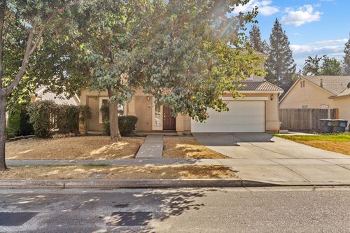 2851 W Sedona Ave, Visalia, CA, 93291-6548 | Card Image