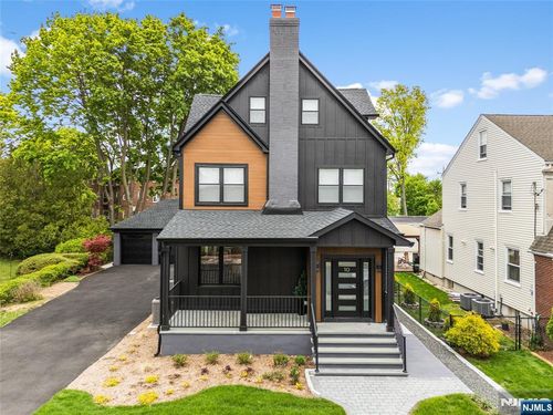 10 Marilyn Pl, Clifton, NJ, 07011-3009 | Card Image