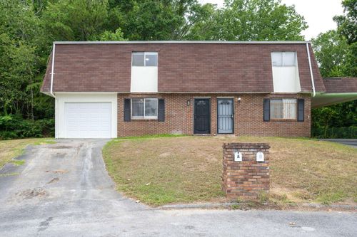 2323 Green Forest Dr, Chattanooga, TN, 37406-2609 | Card Image
