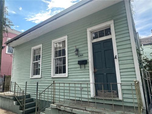 2505 Laurel St, New Orleans, LA, 70130-5523 | Card Image