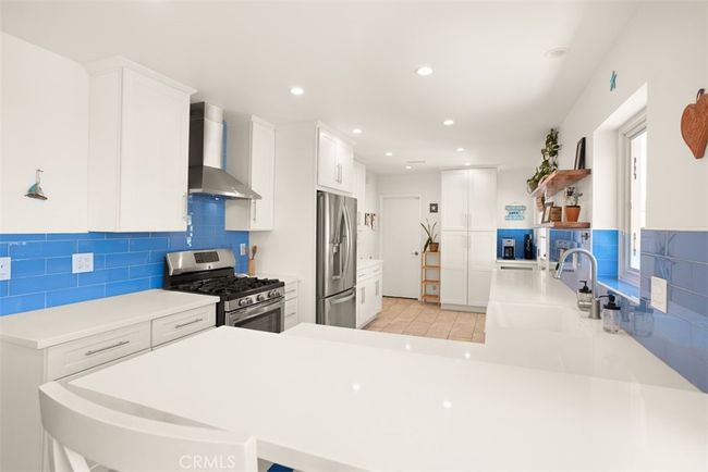 1660 Catalina Ave, House other with 3 bedrooms, 3 bathrooms and 1 parking in Seal Beach CA | Image 16