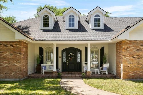 409 / 407 S Shary Blvd, Alton, TX, 78573-8526 | Card Image