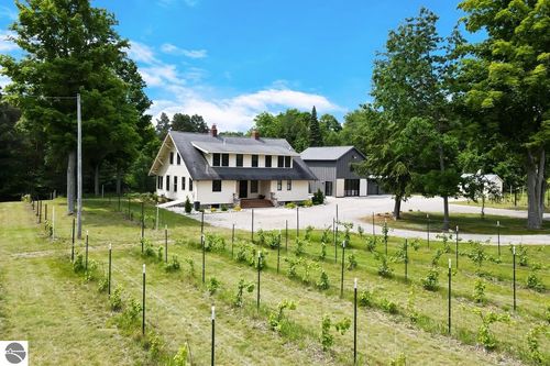 12202 E Woolsey Lake Rd, Northport, MI, 49670-9337 | Card Image