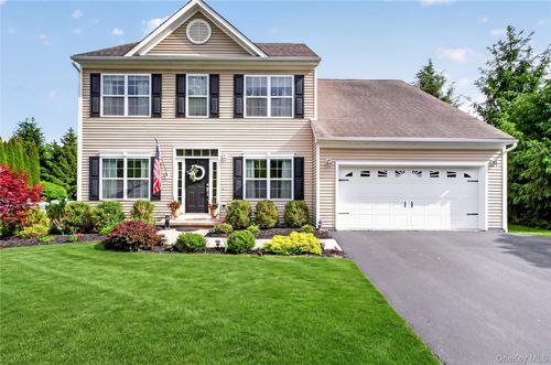 42 Plum Court Dr, Poughquag, NY, 12570-4505 | Card Image
