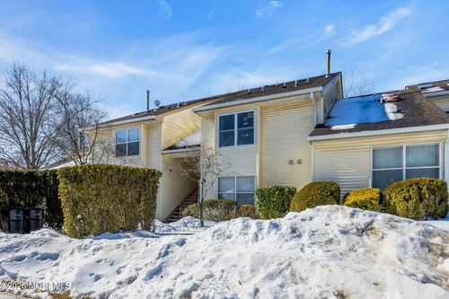 26 Aspen Ave, Englishtown, NJ, 07726-4702 | Card Image