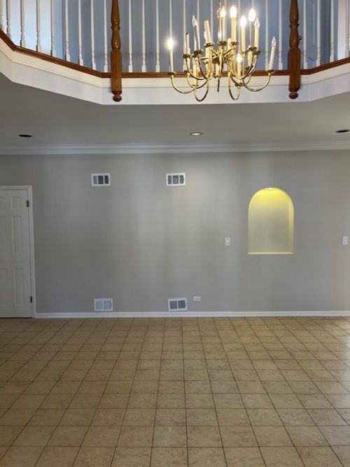 537 E Center Ave, Lake Bluff, IL, 60044-2603 | Card Image