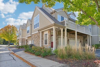 B - 360 Promontory Lane, Condo with 2 bedrooms, 2 bathrooms and 1 parking in Wauconda IL | Image 1